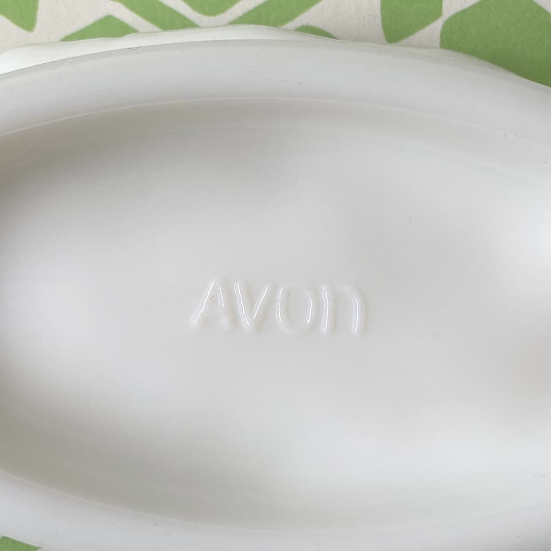 Avon ミルクガラス　ハンドトレイ