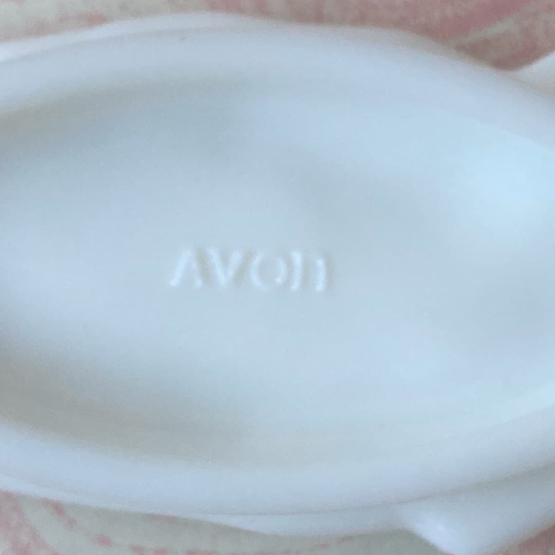 Avon ミルクガラス　ハンドトレイ