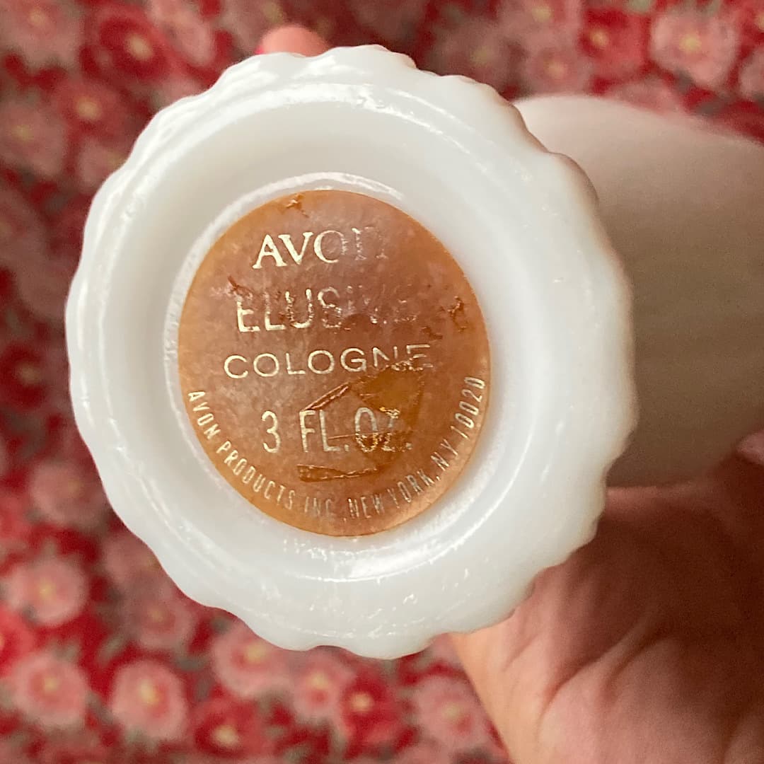 Avon ミルクガラス　ハンドトレイ