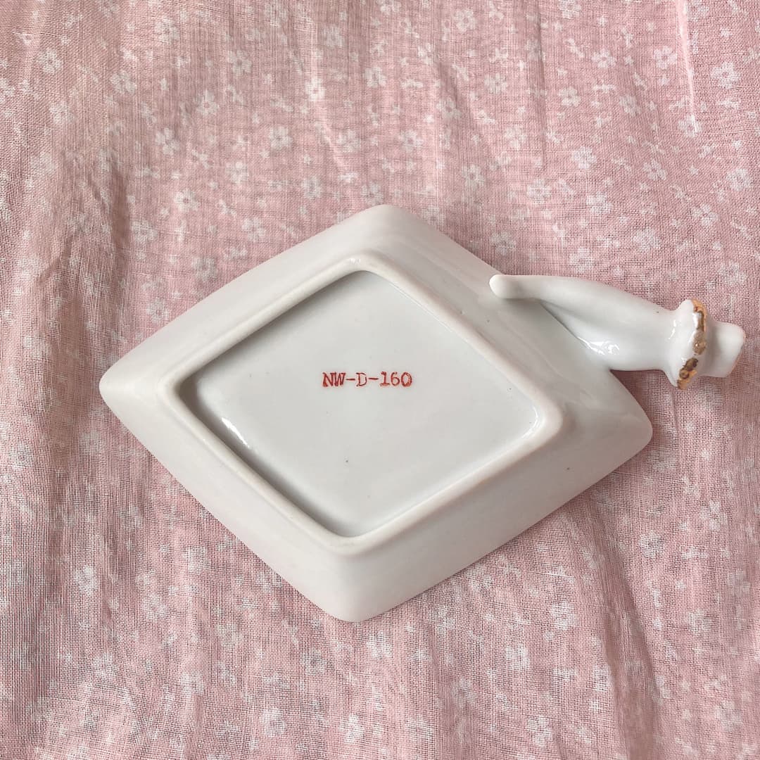 ポーセリン　ハンドトレイ