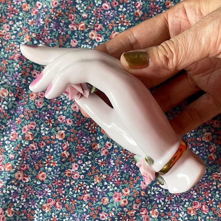 ポーセリン　ハンドトレイ