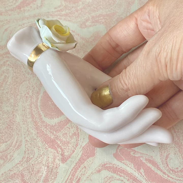 ポーセリン　ハンドトレイ
