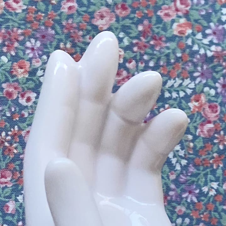 ポーセリン　ハンドトレイ