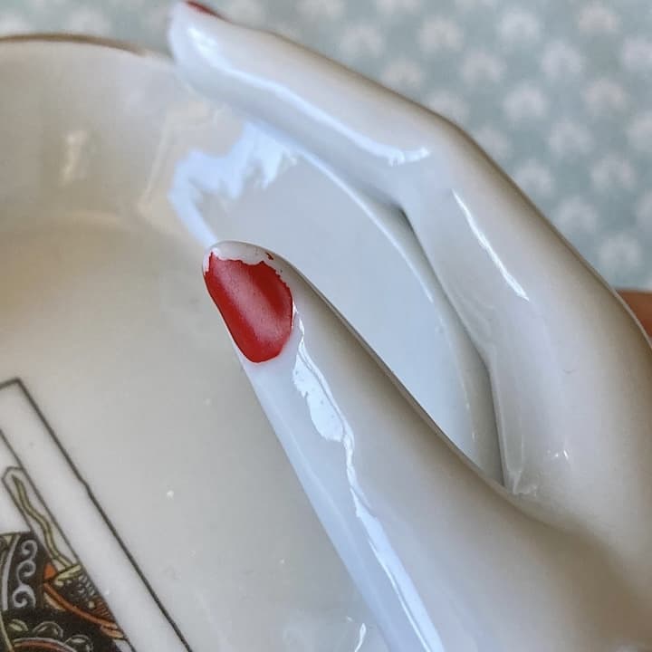 ポーセリン　ハンドトレイ