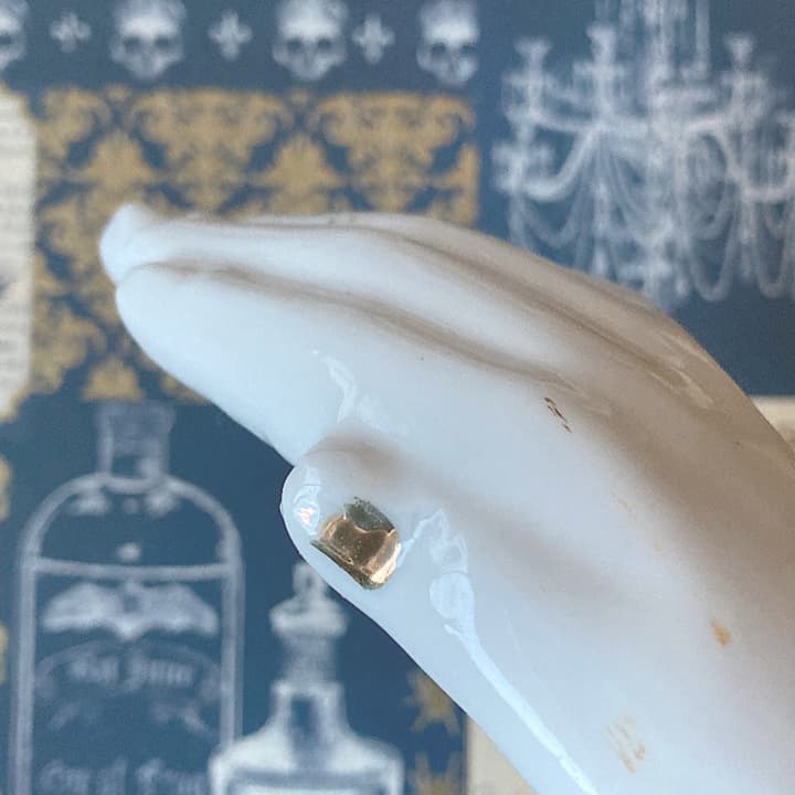 ポーセリン　ハンドトレイ