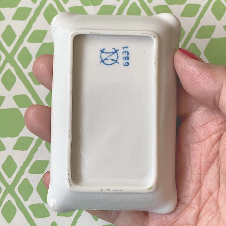 ポーセリン　ハンドトレイ