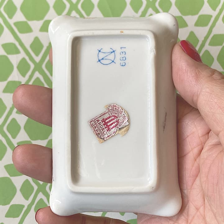 ポーセリン　ハンドトレイ